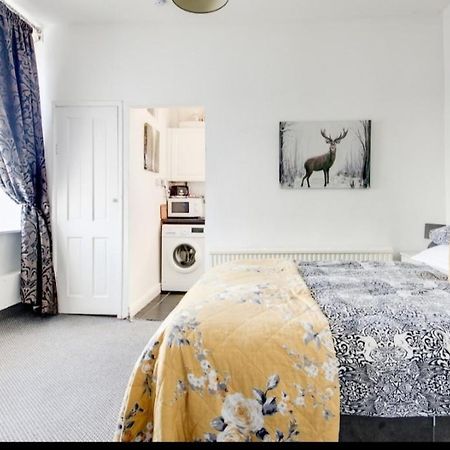 Hooton Apartment 1 Bed Kilnhurst المظهر الخارجي الصورة